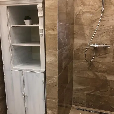 Kalitka Apartman إغير