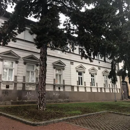 Kalitka Apartman شقة