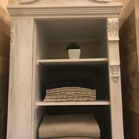 Kalitka Apartman * إغير