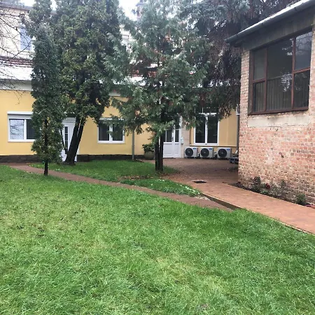 Kalitka Apartman شقة